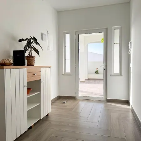 Nova En-suite Luxury, Private Pool, Sea View Villa Albufeira