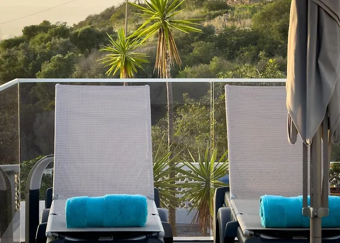 Villa Nova En-suite Luxury, Private Pool, Sea View *