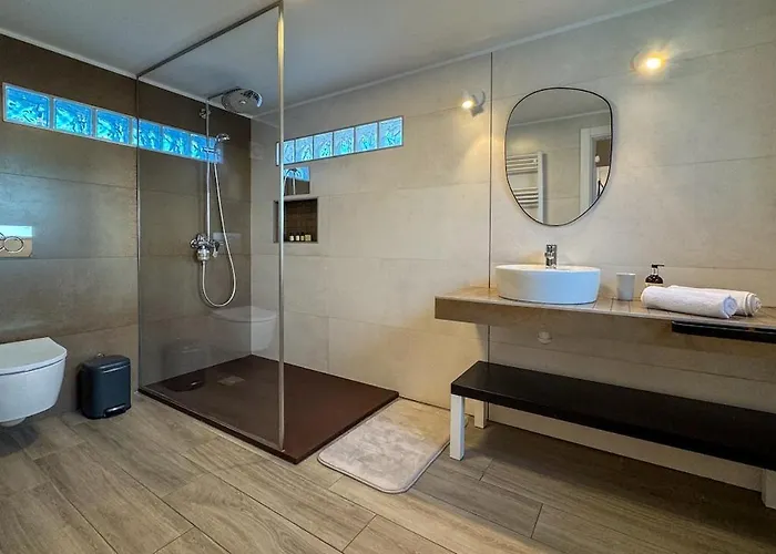 Nova En-suite Luxury, Private Pool, Sea View Villa *