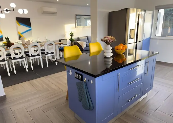 Villa Nova En-suite Luxury, Private Pool, Sea View *