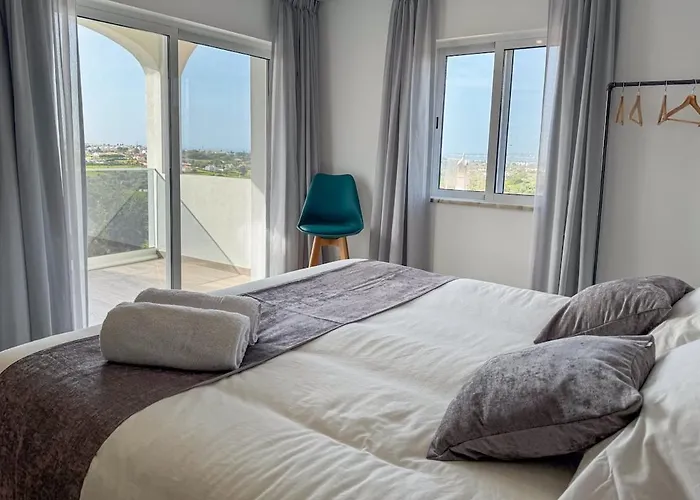 Nova En-suite Luxury, Private Pool, Sea View Albufeira
