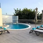 Nova En-suite Luxury, Private Pool, Sea View 别墅