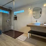 Nova En-suite Luxury, Private Pool, Sea View 别墅 *