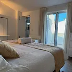 Вілла Nova En-suite Luxury, Private Pool, Sea View *