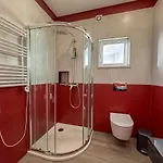 Nova En-suite Luxury, Private Pool, Sea View Вілла