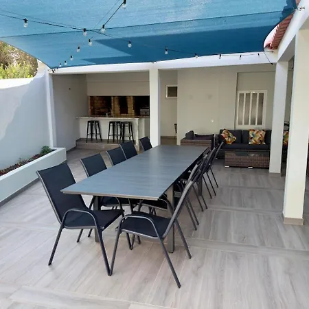 Вілла Nova En-suite Luxury, Private Pool, Sea View Албуфейра